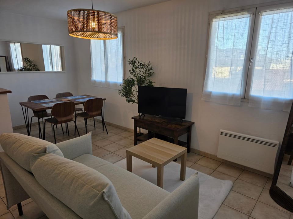Louane Var 83 Apartment in La Seyne-sur-Mer