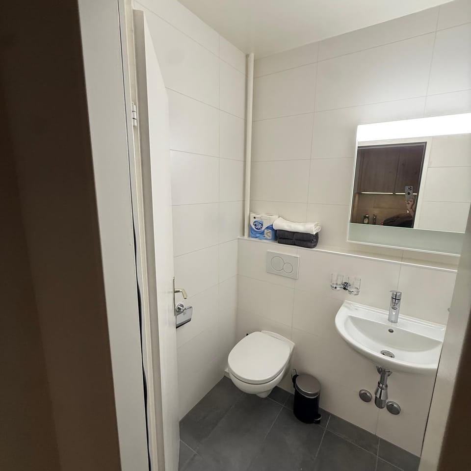 Flor- Sakura Gare Lausanne Apartment in Lausanne