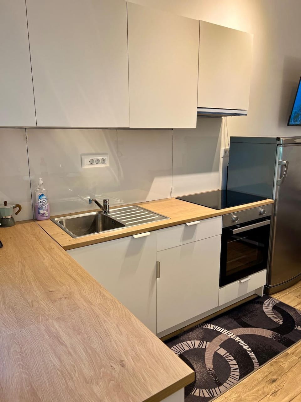 oven, kitchen