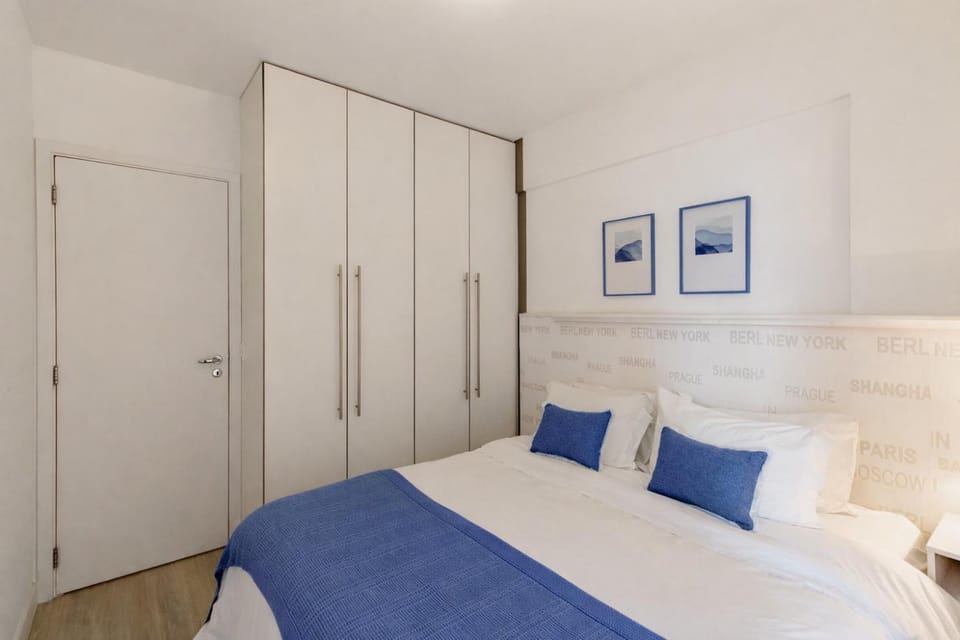 Bed, Bedroom, locker, towels, wardrobe