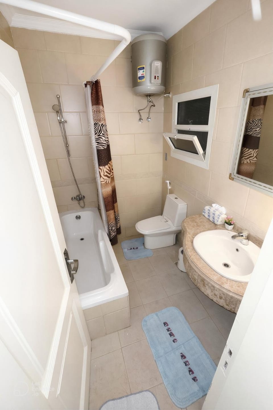 Toilet, Hot Tub, Bath