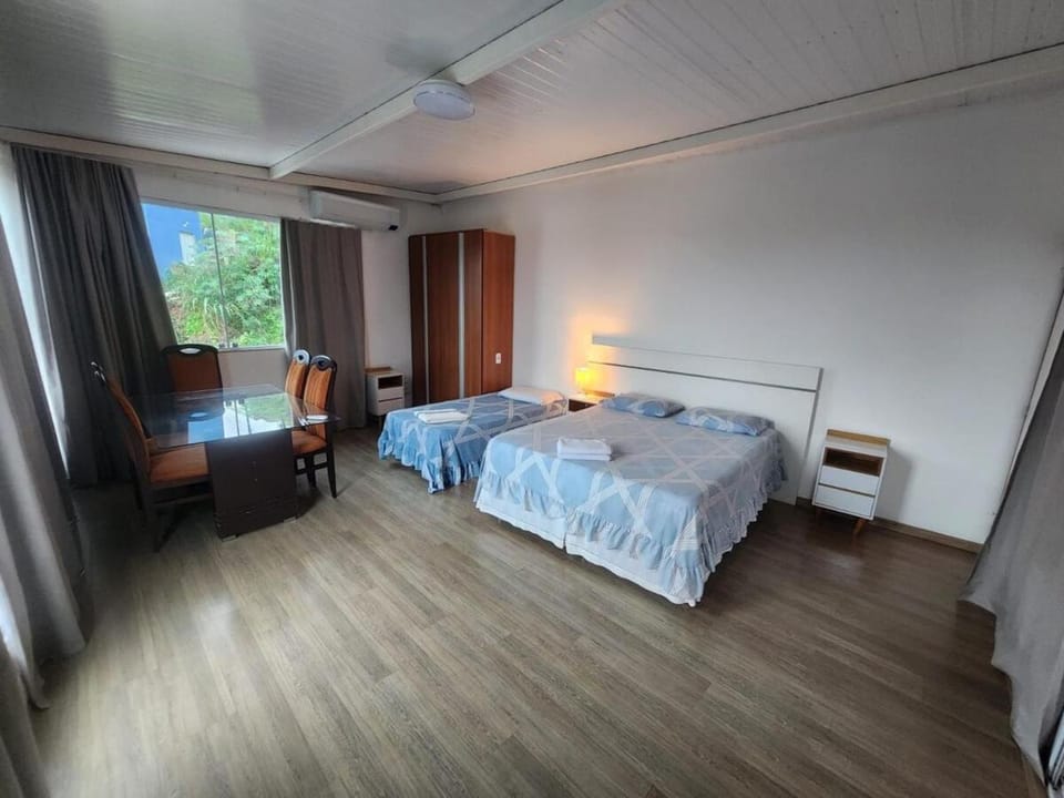 Apartamento, ar condicionado garagem até 12 pessoas Apartment in Belo Horizonte