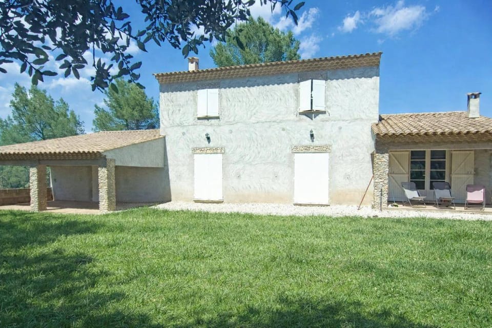 Property building, Garden view