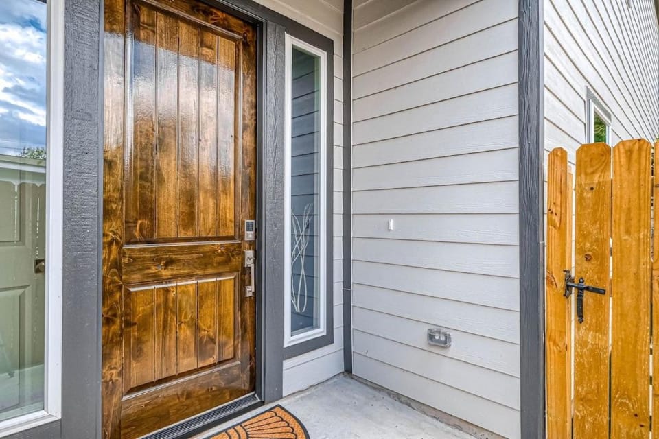 Cozier Homes •6bd• NRG, Med Ctr House in Houston