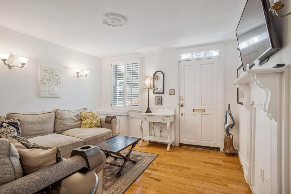 Charming Rowhome in Downtown Annapolis House in Spa Creek