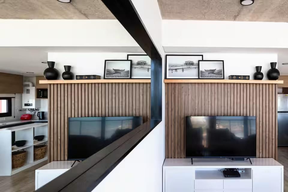 TV and multimedia, Kitchen or kitchenette