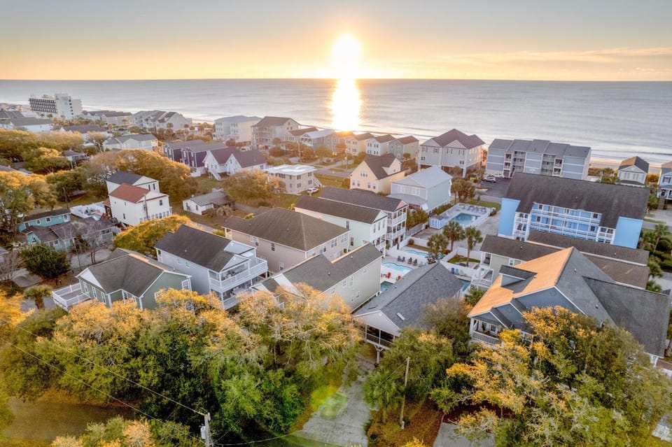 Neighbourhood, Location, Sunrise