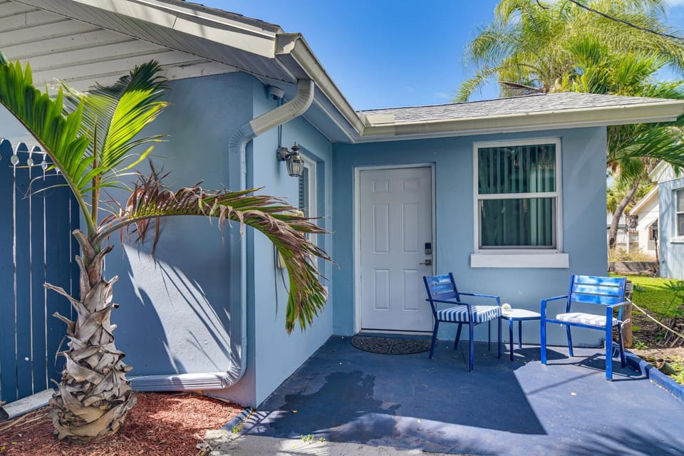 Near Beach & Corey Ave! Walkable Snowbird Escape House in Saint Pete Beach