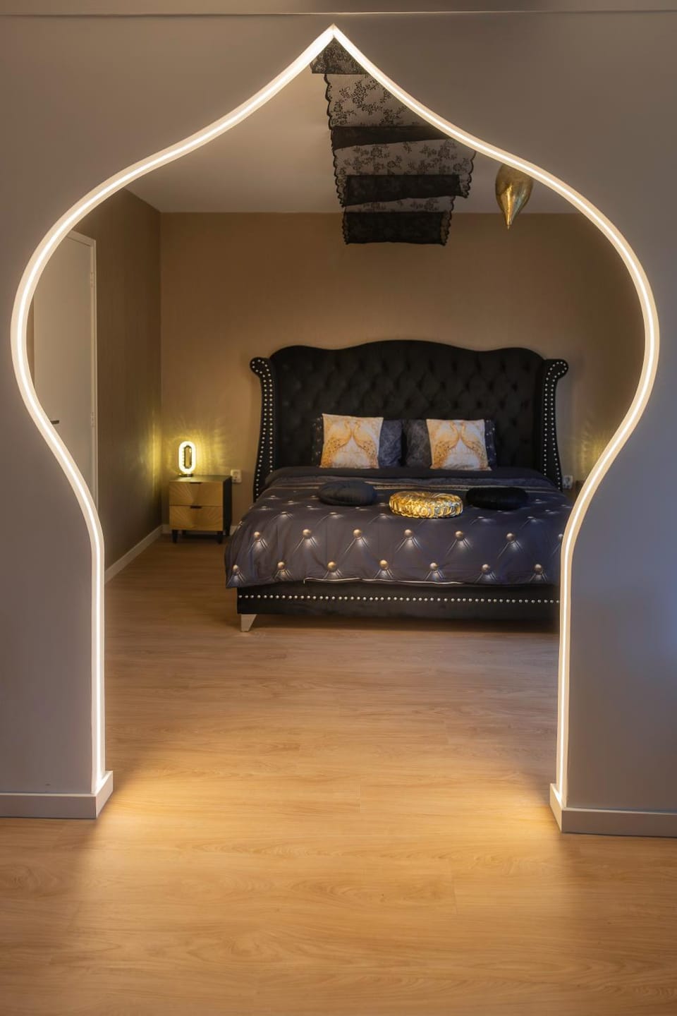 Bed, Bedroom