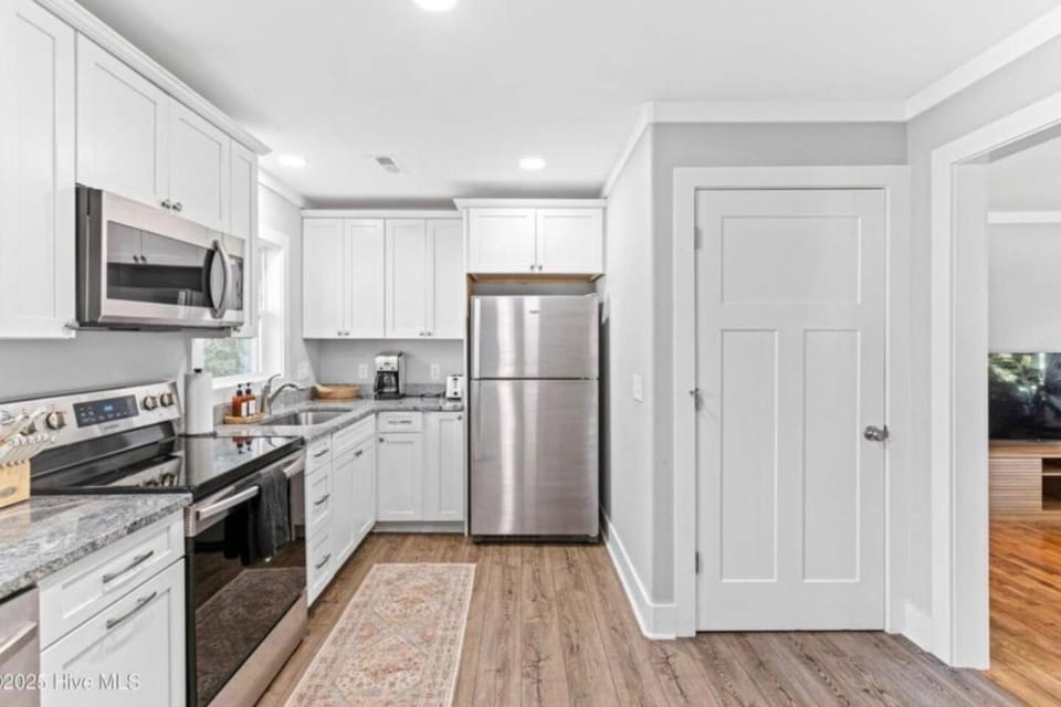 kitchen, kitchen