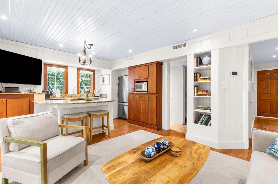 3584 Shipwatch Rd Villa in Kiawah Island