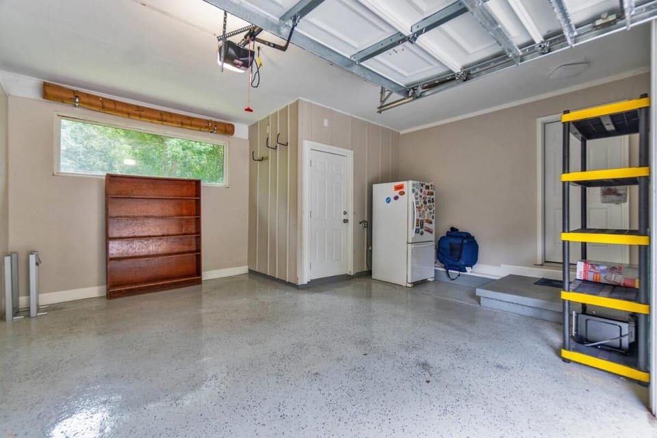 Hill House- Centrally Located, close to everything Villa in Pensacola