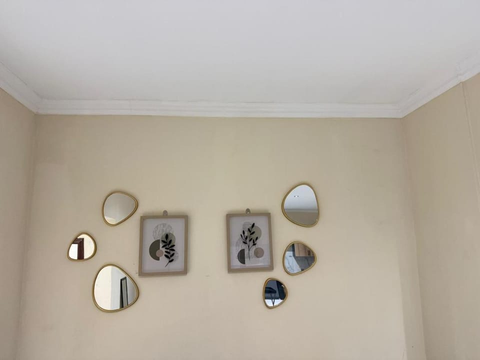Dinga Guesthouse Bed and Breakfast in Johannesburg