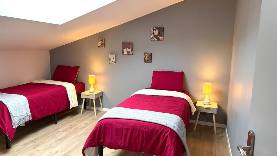 Duplex 4 pers 2 Ch, Babyfoot & Netflix tout équipé Apartment in Grand Est