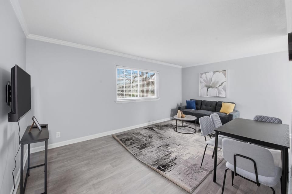 Cozy modern stay close to Duke & downtown Durham Apartment in Durham