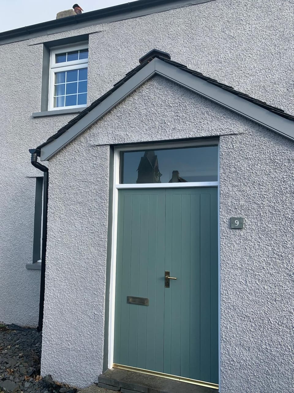 Cosy but spacious 2 bed Victorian character cottage with sea views House in Barrow-in-Furness District