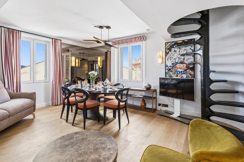 Apartments Saint Tropez - Place des Lices Apartment in Saint-Tropez