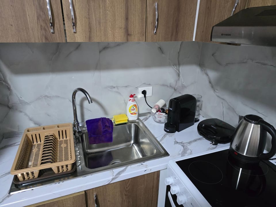 Revi Homestay Durrës 1 House in Tirana County, Albania