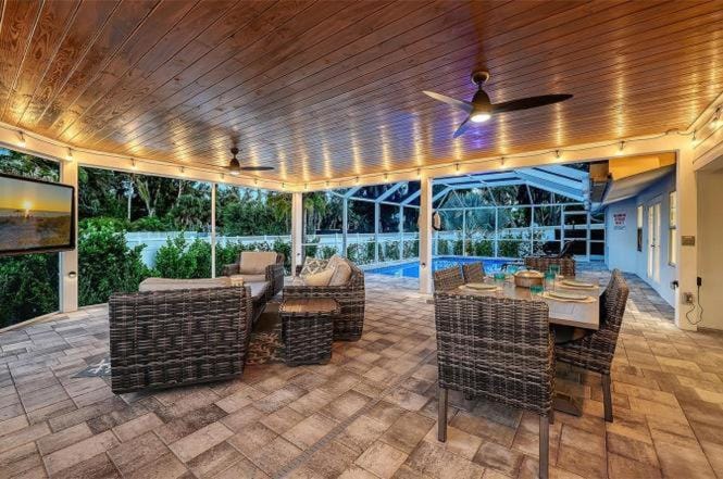 The Coastal Nest House in Siesta Key