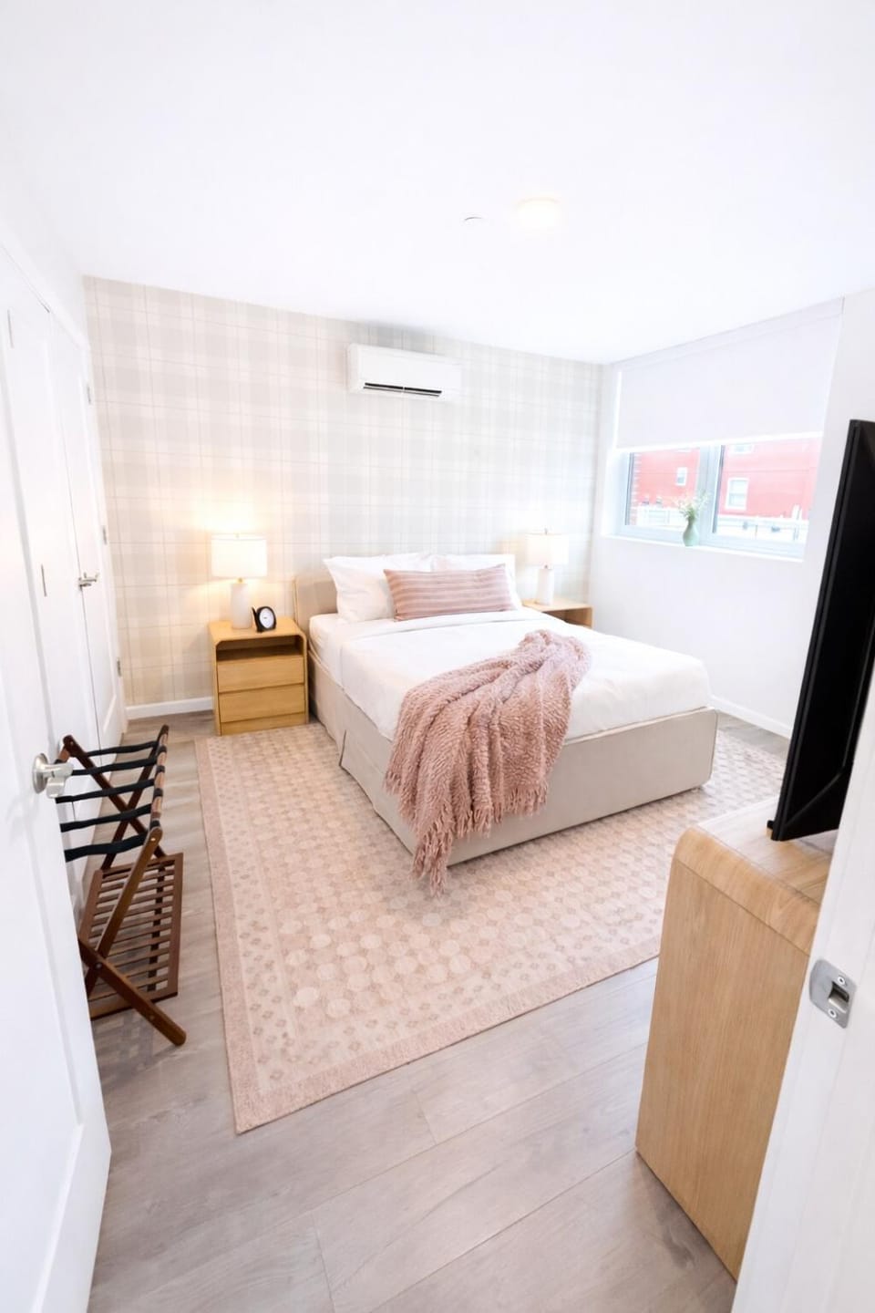 Modern Loft Near Yale Wooster Sq 5 Star Location Apartment in New Haven