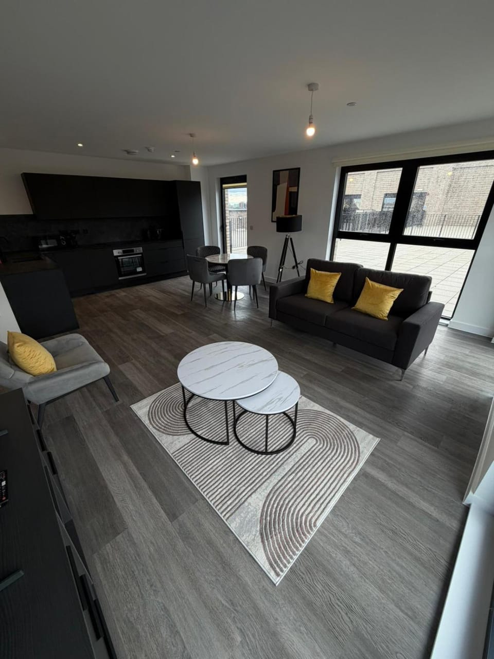 Living room, Dining area