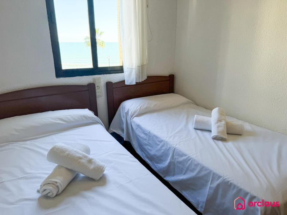 Poble Mar 8 House in Oropesa del Mar