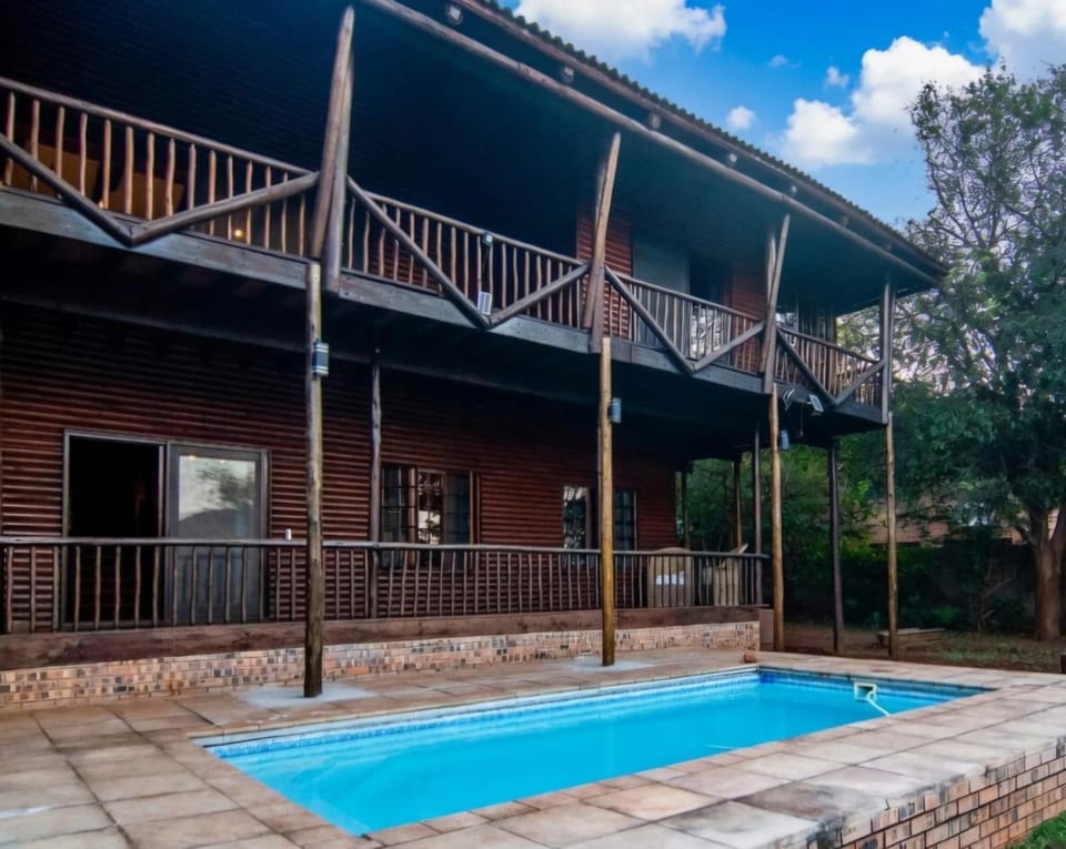 Balcony/Terrace, Swimming pool