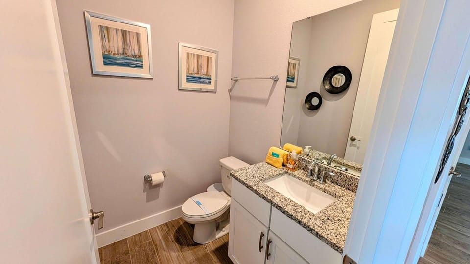 1120-Spacious 4BR All Suites - 20 min to Disney House in Kissimmee