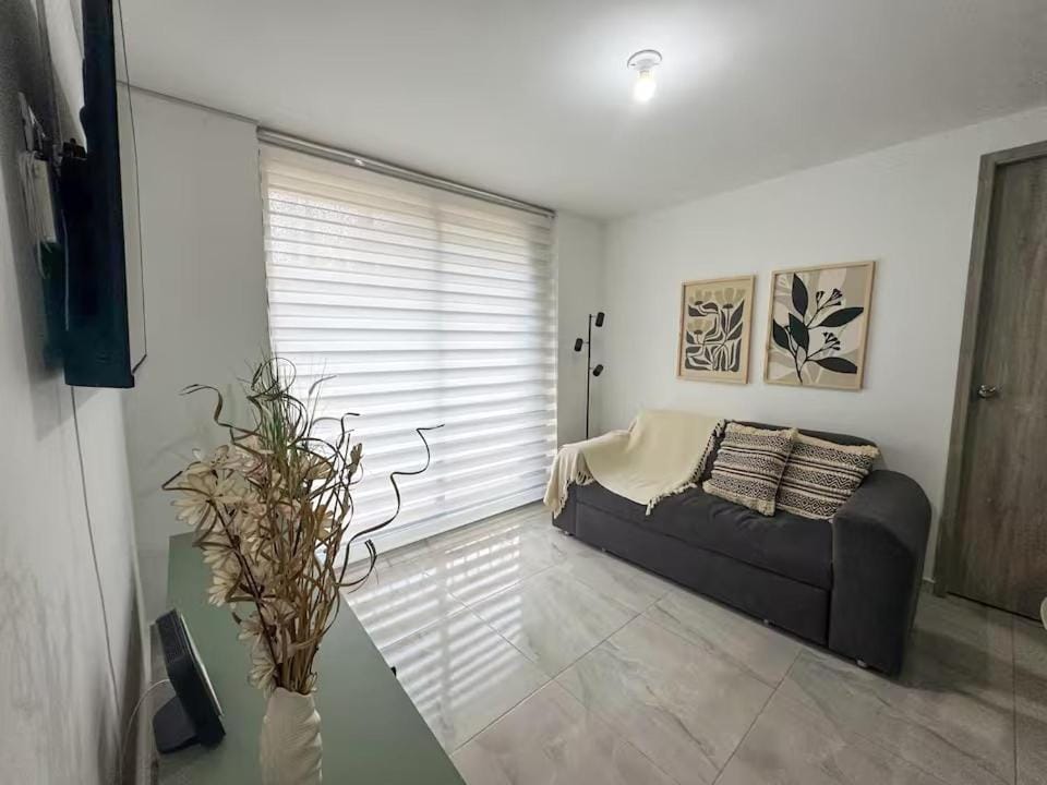 Apto Moderno 2 Hab con Aire Acondicionado y Excelente Ubicación Apartment in Floridablanca