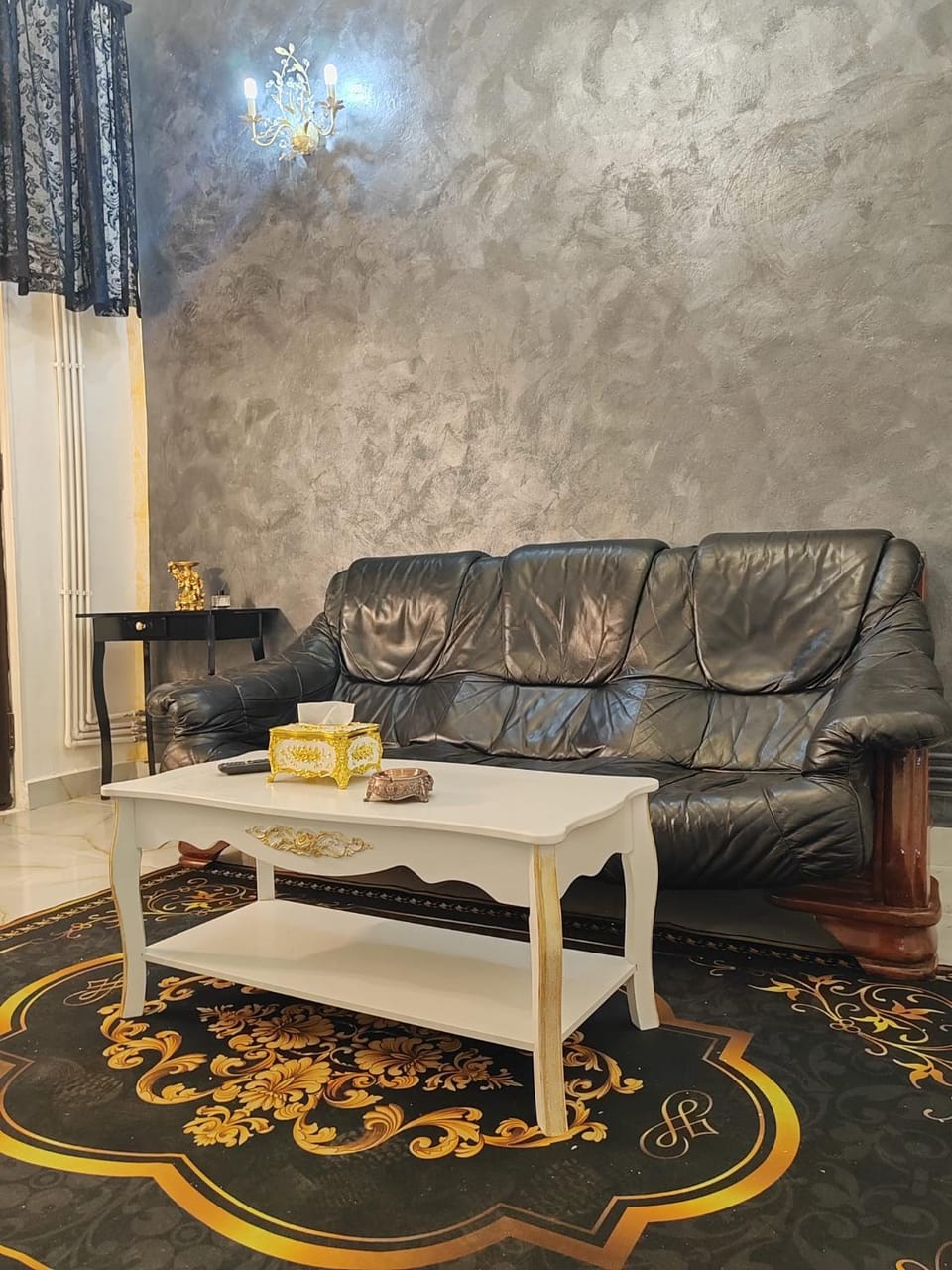 Baroque Palace Black Diamond Apartment in Timiș County