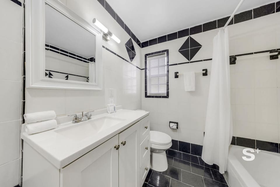 Relaxing Studio Near the Beach Apartment in Miami Beach