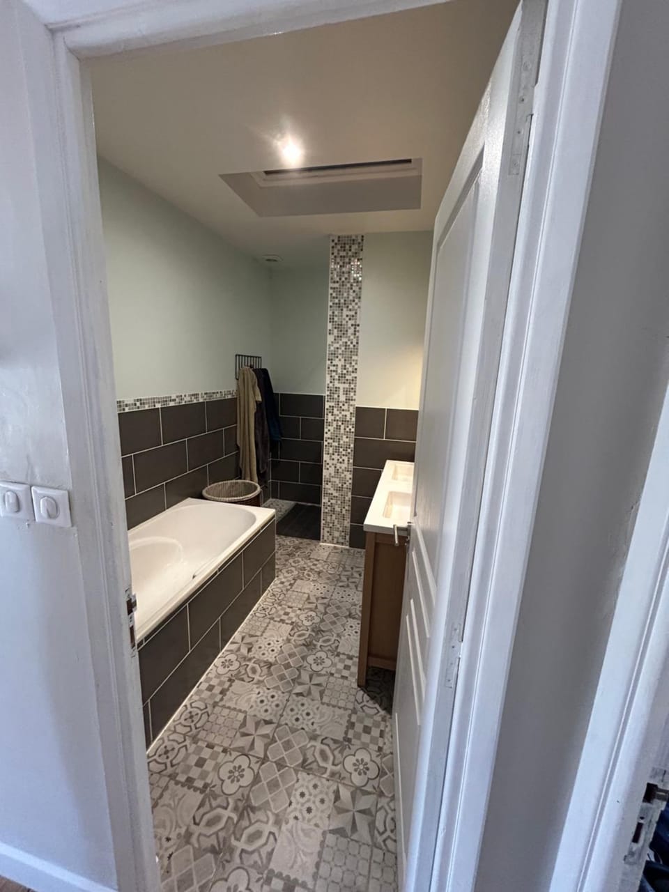 Maison de ville avec piscine, 9 personnes House in Albi