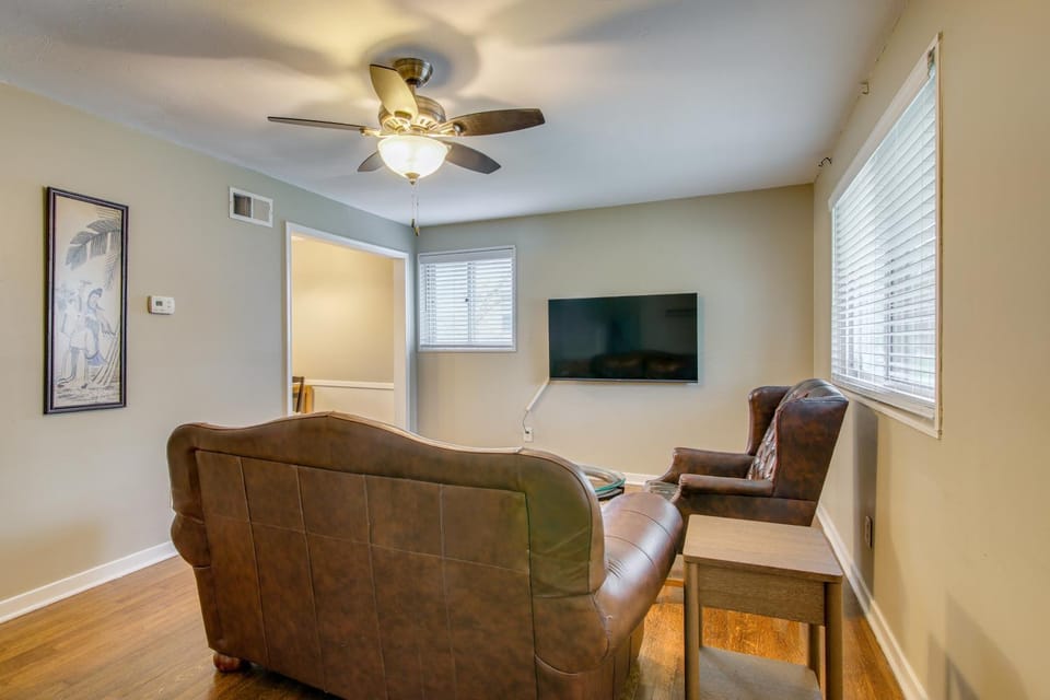 Private Yard! Pet-Friendly Memphis Adventure Hub House in Memphis