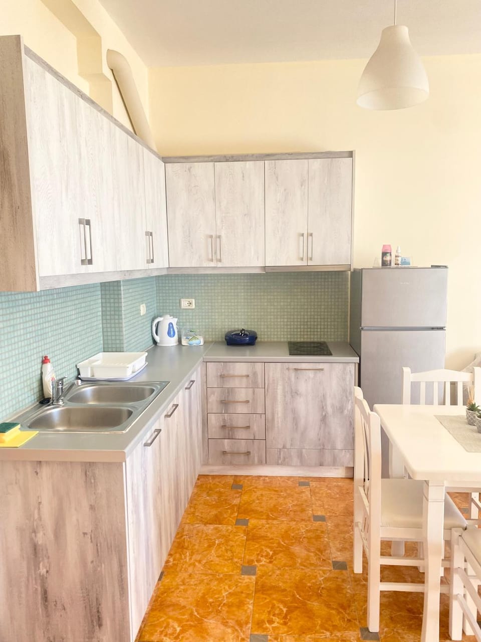 Beachfront Bliss Apartment Apartment in Sarandë