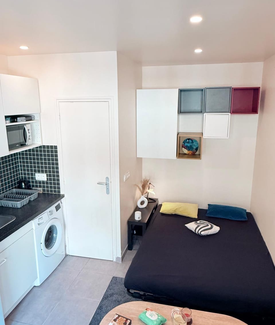 Le studio parfait Apartment in Issy-les-Moulineaux