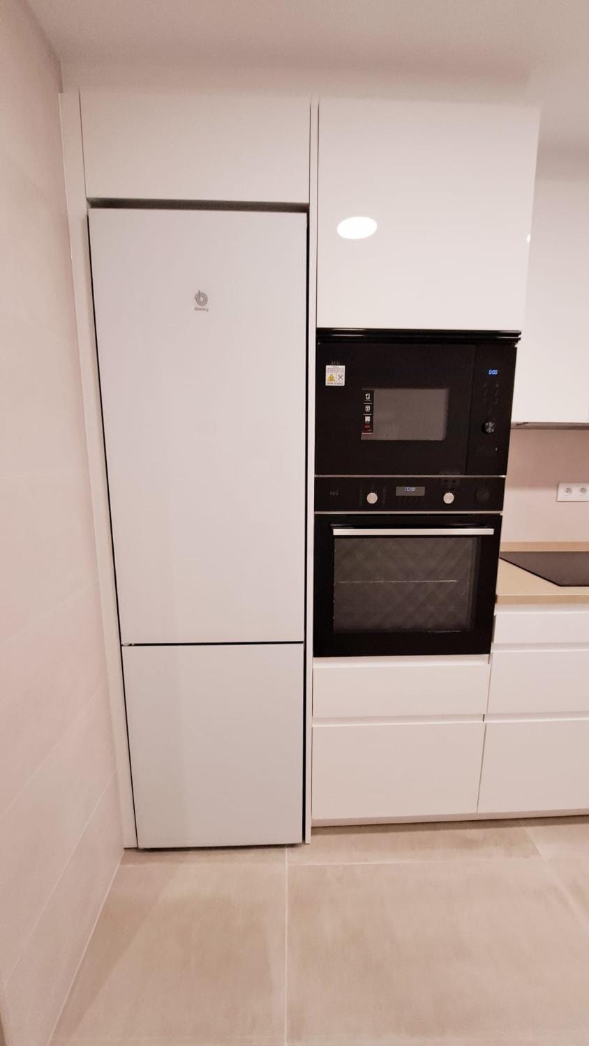 Kitchen or kitchenette, oven, stove