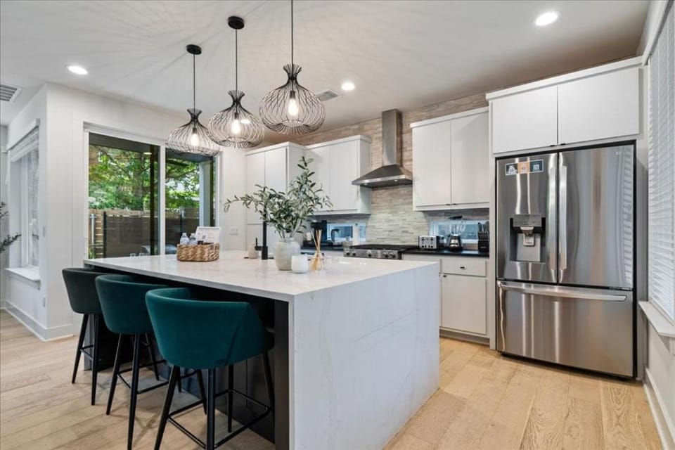 Spacious 5BR Central Austin Home Sleeps 13 House in Austin