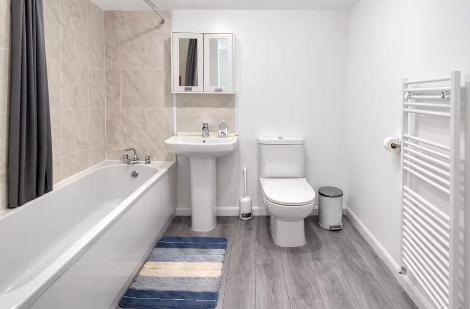 Bathroom, Bath