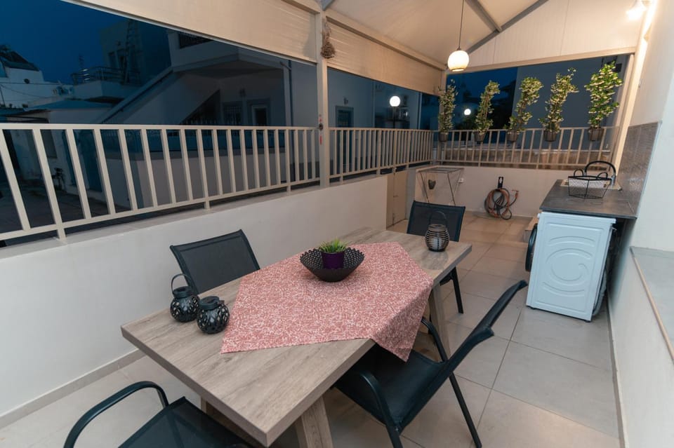 Balcony/Terrace, washing machine
