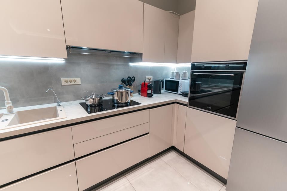Coffee/tea facilities, oven, kitchen, kitchen