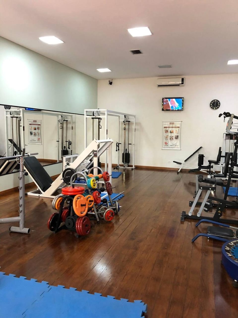 Flat with Wi-Fi and daily cleaning Apartment in Santana de Parnaíba