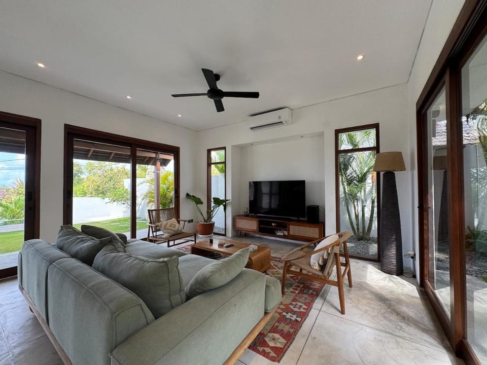 Tropical Villa with Sea view Melasti Beach Uluwatu Villa in Bali