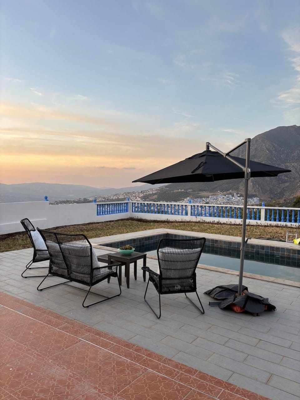 Azure Oasis Villa with Private Pool and City View Villa in Chefchaouen