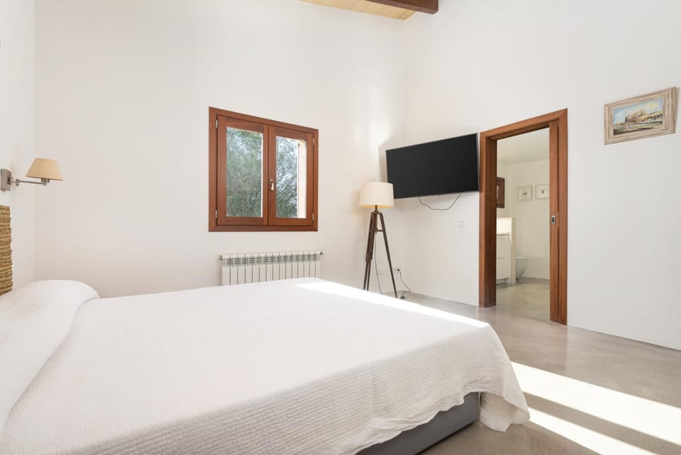 TV and multimedia, Bedroom, heating