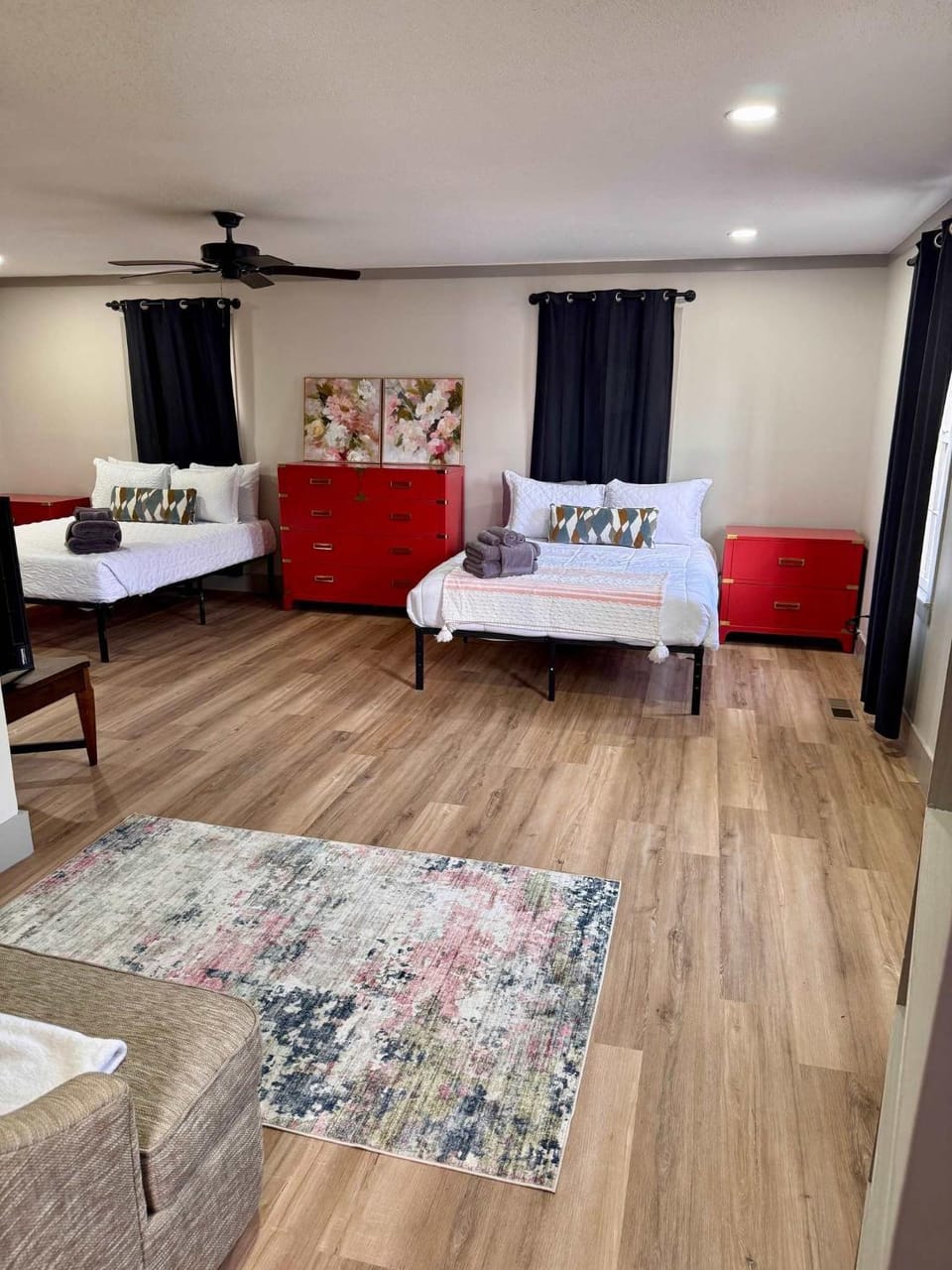 5BR Family & Corporate Haven large yard & BBQ House in Decatur