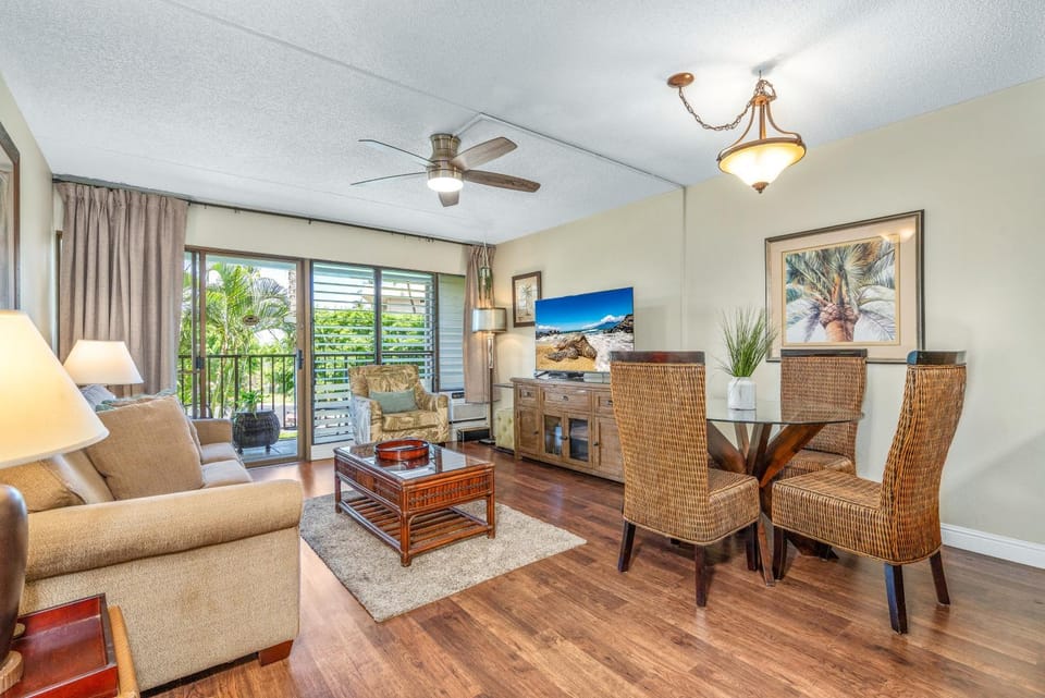 Kihei Akahi #D-107 Near Kamaole Beaches, Ground Floor, Wifi, Full Kitchen Apartment in Wailea