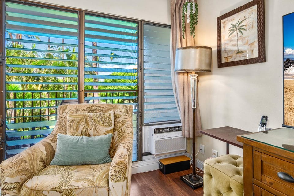 Kihei Akahi #D-107 Near Kamaole Beaches, Ground Floor, Wifi, Full Kitchen Apartment in Wailea