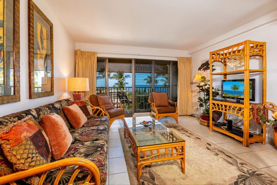 Kihei Akahi #D-513 Oceanview, Across from Kamaole Beach ll, Great Rates Apartment in Wailea