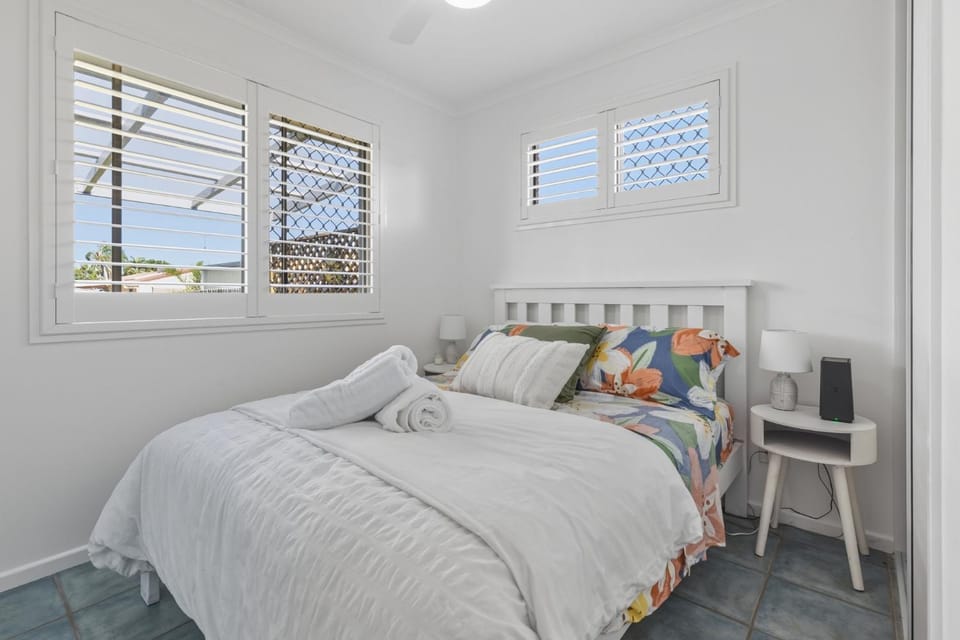 Bright 3-Bed Retreat Near Beaches House in Hervey Bay