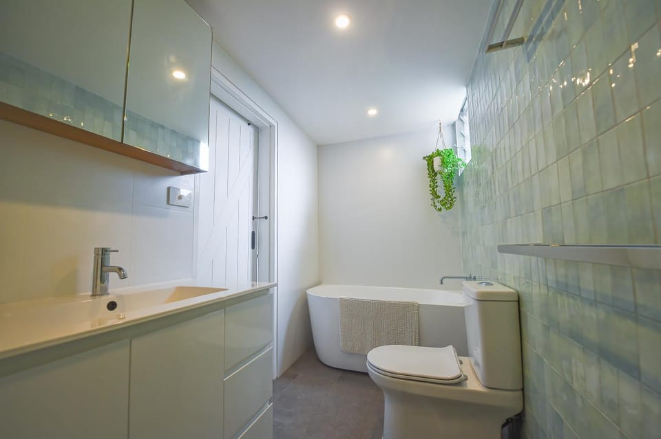 Shower, Bathroom, Bath